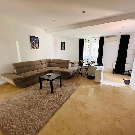 Casa Lui Andrei 4 Mamaia Nord Holiday home *