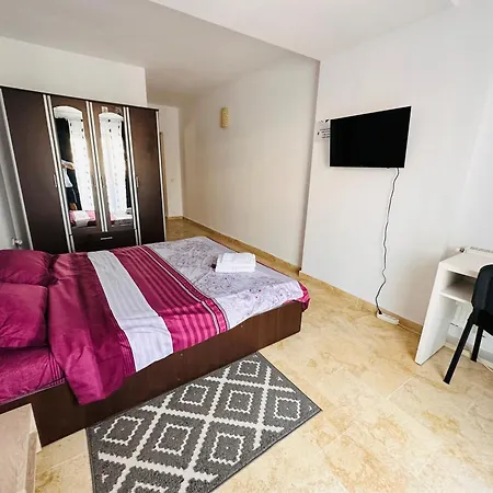 Casa Lui Andrei 4 Mamaia Nord Navodari